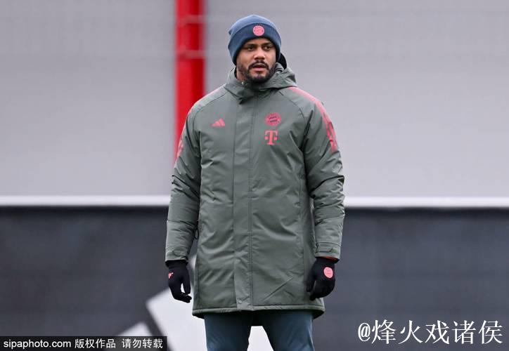 拜仁官方：与孔帕尼全体教练组续约至2029年，他们值得信赖